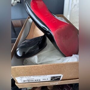 Classic black patent leather Christian Louboutin heels 39.5